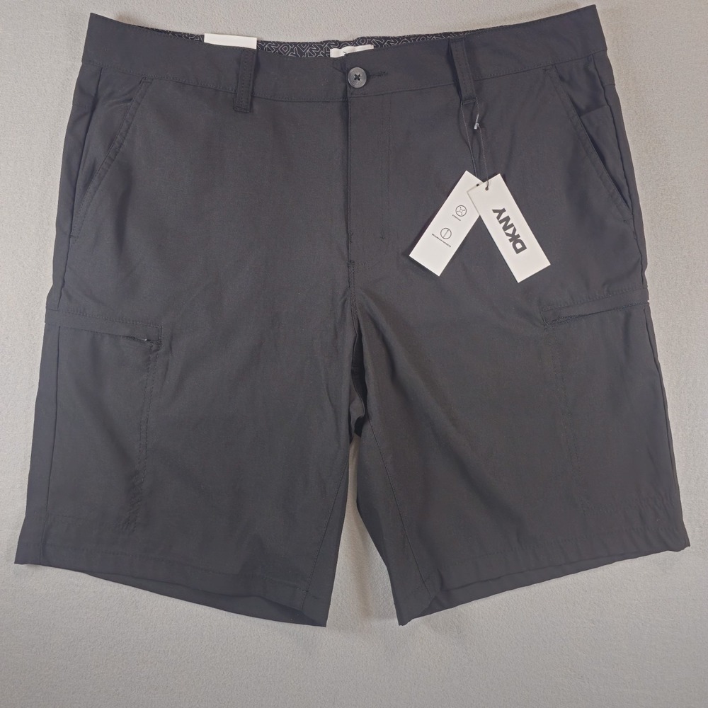 DKNY Men's Cargo Tech Shorts Black Stretch Zip Pocket Size 36 NWT DK35SH1196